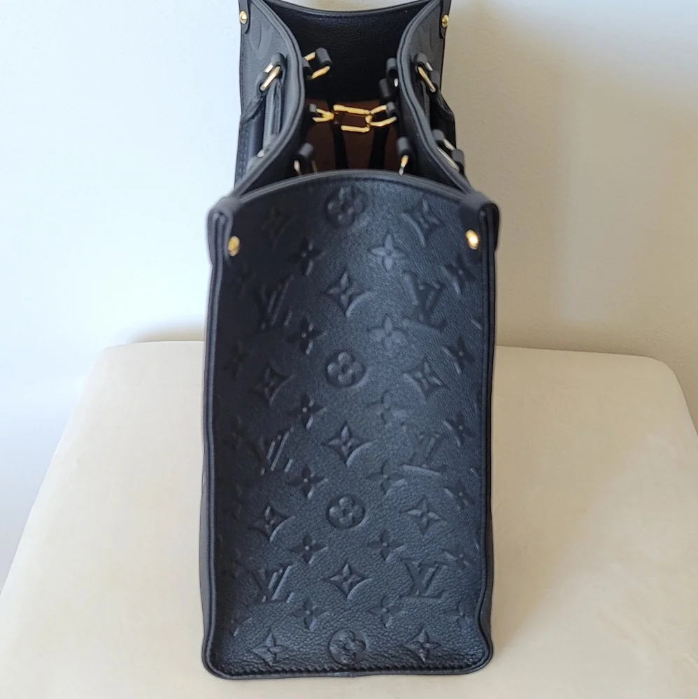 🦋NWT🦋 Louis Vuitton Onthego MM - Picture 4 of 16